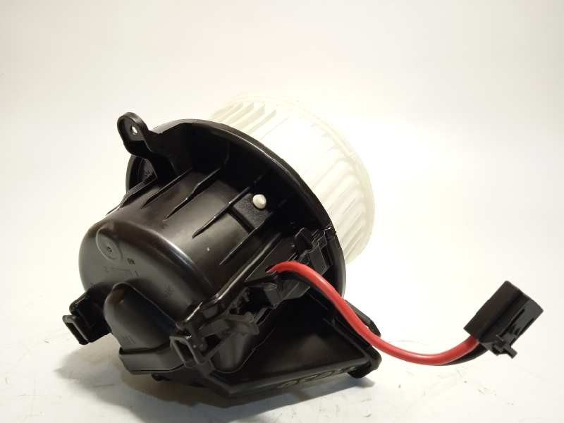 Recambio de motor calefaccion para volkswagen polo 1.0 tsi referencia OEM IAM 2Q1820021  GT860003