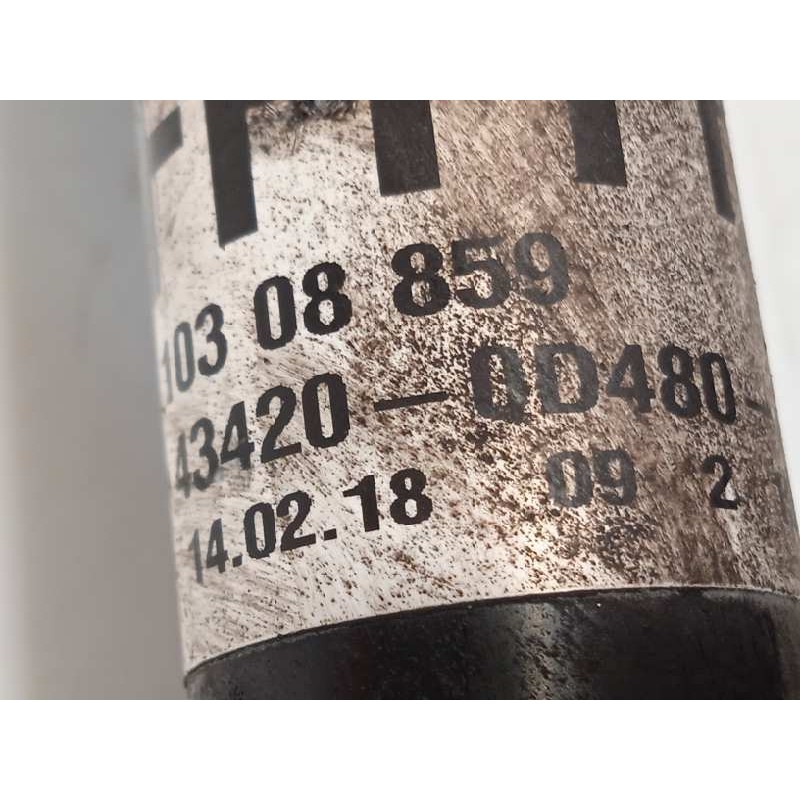 Recambio de transmision delantera izquierda para toyota yaris 1.5 16v cat referencia OEM IAM 434200D480  