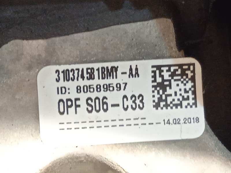 Recambio de volante para toyota yaris 1.5 16v cat referencia OEM IAM 451000D49024  4510048650B0