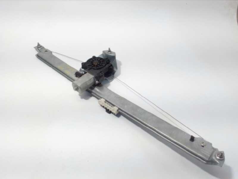 Recambio de elevalunas delantero derecho para renault trafic furgón 1.6 dci diesel referencia OEM IAM 128001471B  807207538R