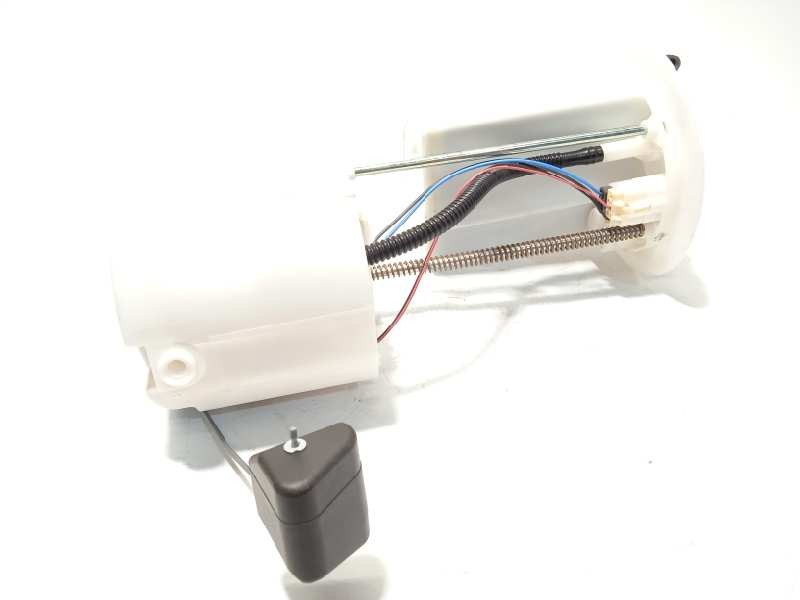 Recambio de bomba combustible para toyota yaris hybrid feel! referencia OEM IAM 777040D090  