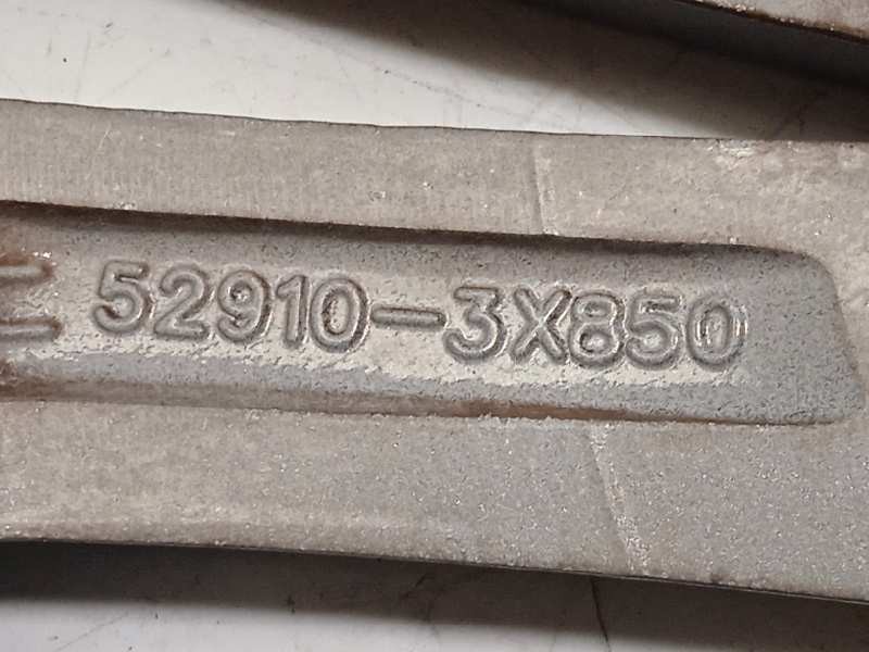 Recambio de llanta para hyundai elantra (md) tecno referencia OEM IAM 529103X850  