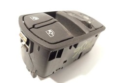 Recambio de mando elevalunas delantero izquierdo para opel corsa e s-d / cadra12 / bx2e6ah7j5 referencia OEM IAM 13430017   2