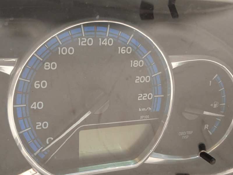Recambio de cuadro instrumentos para toyota yaris hybrid feel! referencia OEM IAM 838000U390  