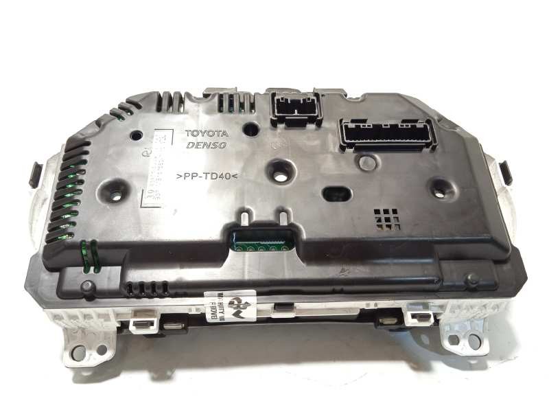 Recambio de cuadro instrumentos para toyota yaris hybrid feel! referencia OEM IAM 838000U390  
