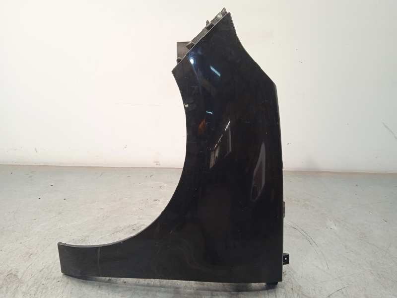 Recambio de aleta delantera izquierda para renault scenic iii expression referencia OEM IAM 631017581R  