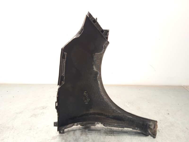 Recambio de aleta delantera izquierda para renault scenic iii expression referencia OEM IAM 631017581R  