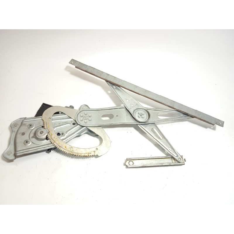 Recambio de elevalunas delantero derecho para renault scenic iii expression referencia OEM IAM 807300011R  