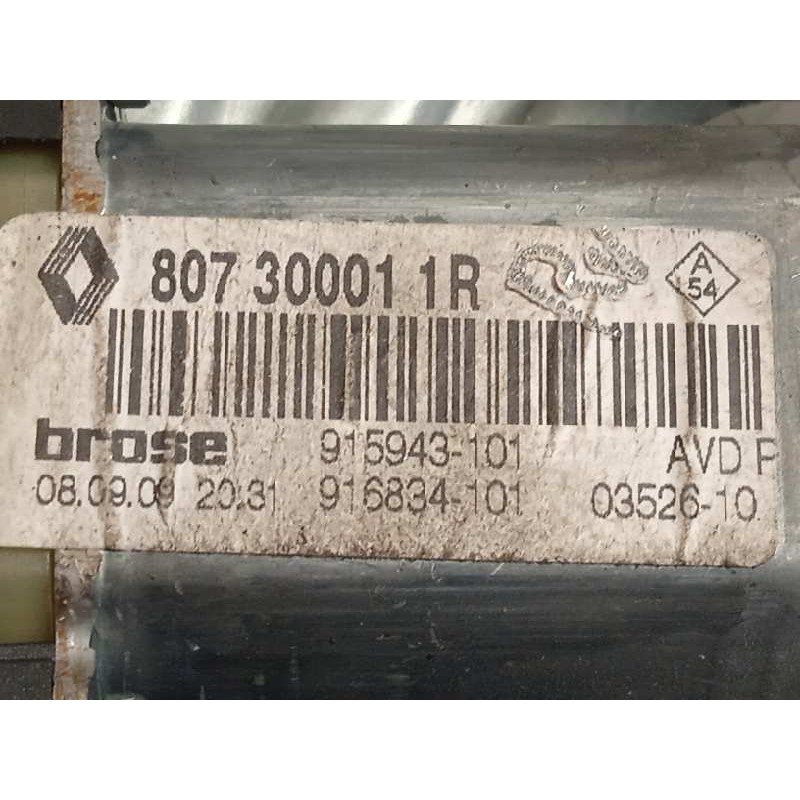 Recambio de elevalunas delantero derecho para renault scenic iii expression referencia OEM IAM 807300011R  