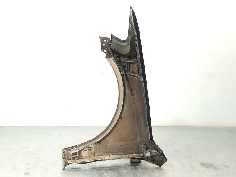 Recambio de aleta delantera derecha para volkswagen touareg (7la) tdi v10 referencia OEM IAM 7L6821102K  