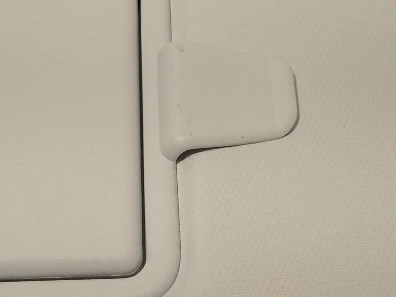 Recambio de parasol izquierdo para opel grandland x 1.6 16v cdti dpf referencia OEM IAM 95526413  