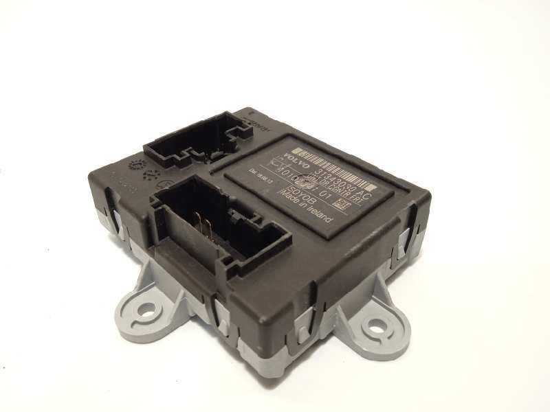 Recambio de modulo confort para volvo xc60 2.0 diesel cat referencia OEM IAM 31343030  