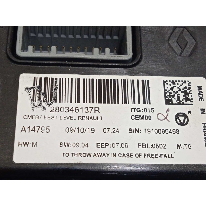 Recambio de pantalla multifuncion para renault clio v zen referencia OEM IAM 280346137R  