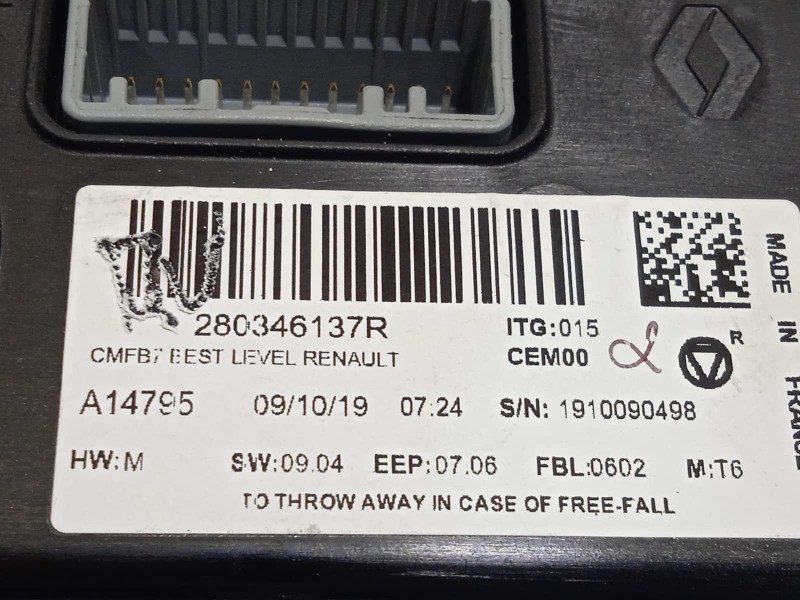 Recambio de pantalla multifuncion para renault clio v zen referencia OEM IAM 280346137R  