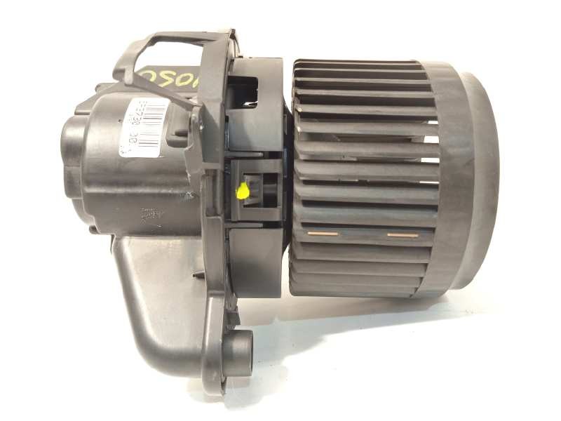 Recambio de motor calefaccion para renault clio iv 0.9 tce referencia OEM IAM 5P3730000  