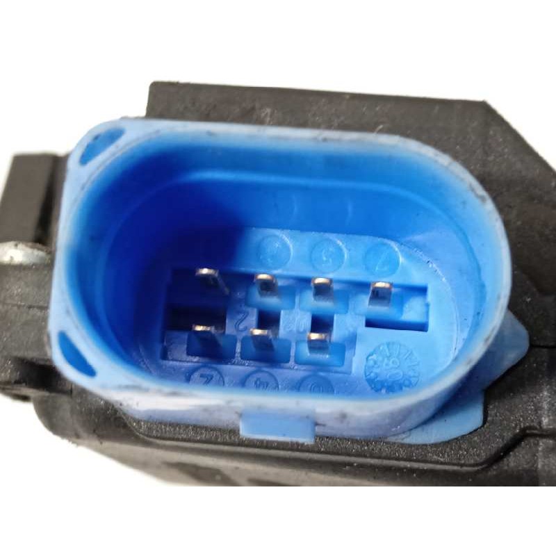 Recambio de cerradura puerta trasera derecha para volkswagen jetta (1k2) edition referencia OEM IAM 7L0839016D  