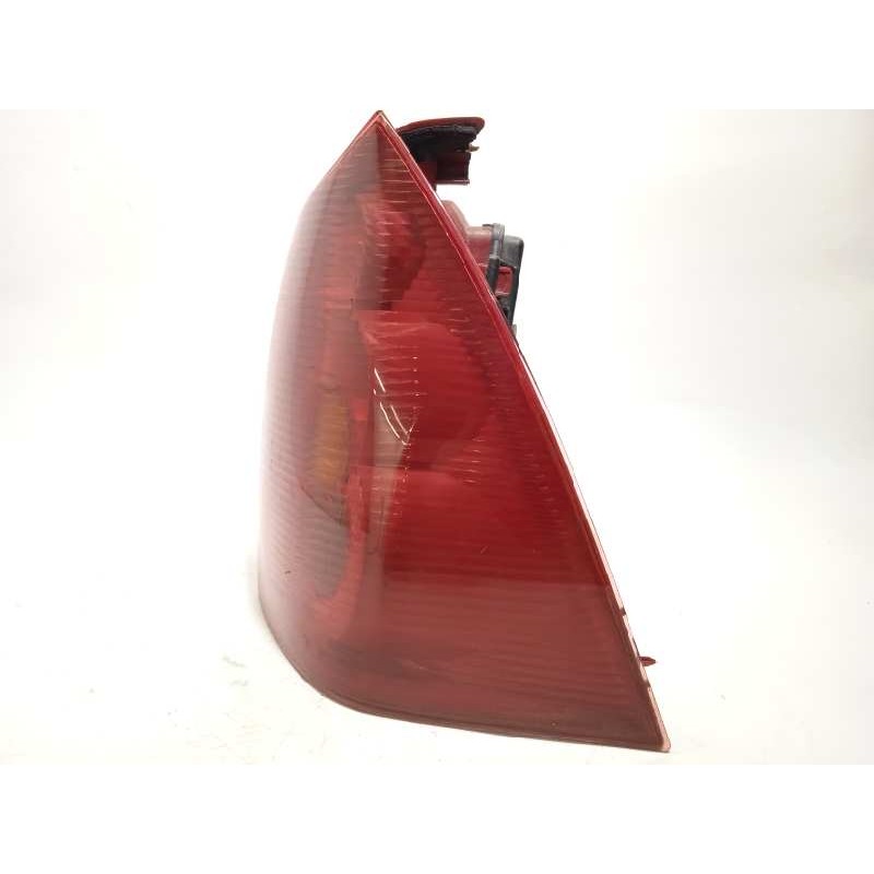 Recambio de piloto trasero derecho para peugeot 307 break / sw (s1) sw pack referencia OEM IAM 6351Q6  