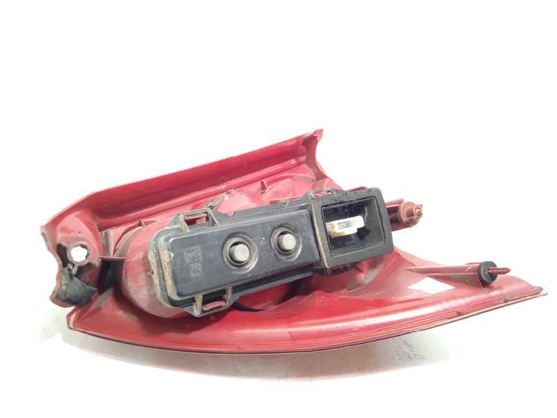 Recambio de piloto trasero derecho para peugeot 307 break / sw (s1) sw pack referencia OEM IAM 6351Q6  