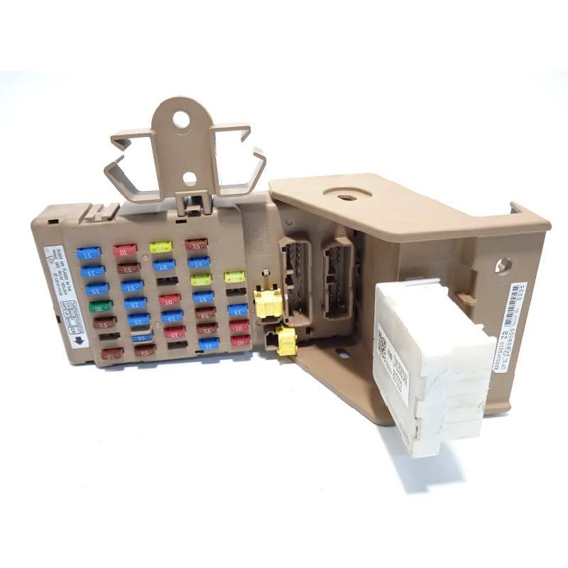 Recambio de caja reles / fusibles para subaru impreza g12 2.0 diesel cat referencia OEM IAM 82201FG010  