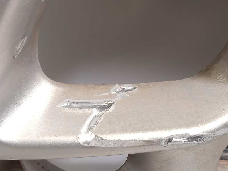 Recambio de llanta para land rover discovery v6 td s referencia OEM IAM RRC002852MNH RRC002 852MNH