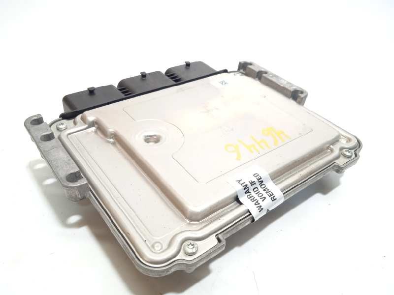 Recambio de centralita motor uce para citroën c4 lim. seduction referencia OEM IAM 9677031180 9666729580 0281017862