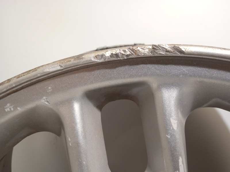 Recambio de llanta para land rover discovery v6 td s referencia OEM IAM RRC002852MNH RRC002 852MNH