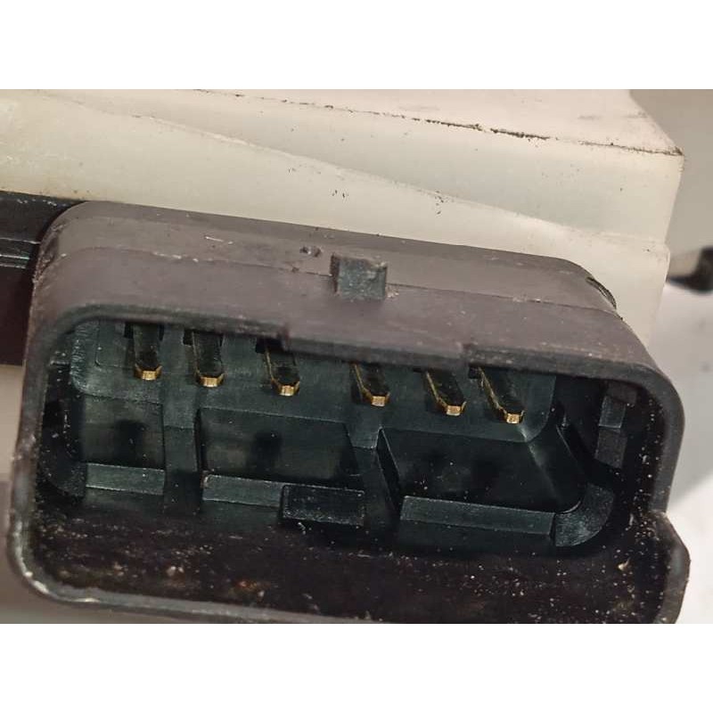 Recambio de cerradura puerta trasera izquierda para citroën c4 lim. seduction referencia OEM IAM 9685351980  