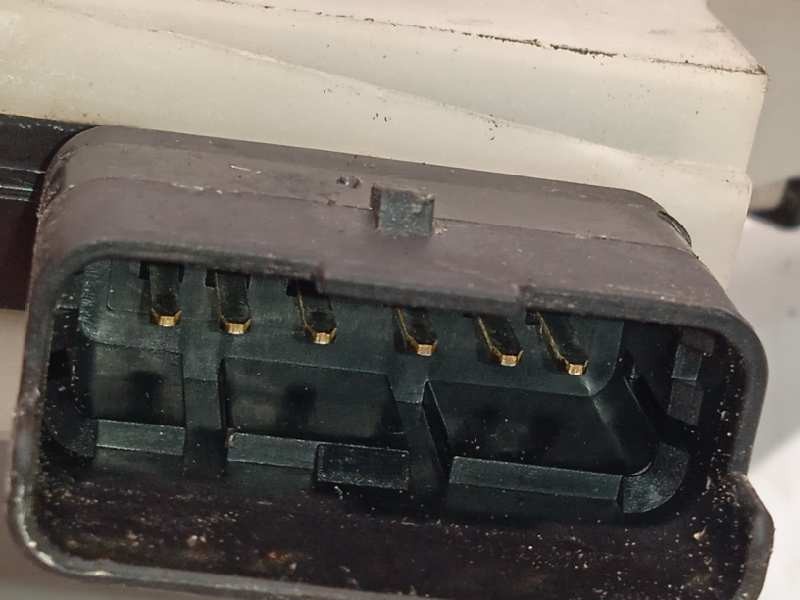 Recambio de cerradura puerta trasera izquierda para citroën c4 lim. seduction referencia OEM IAM 9685351980  