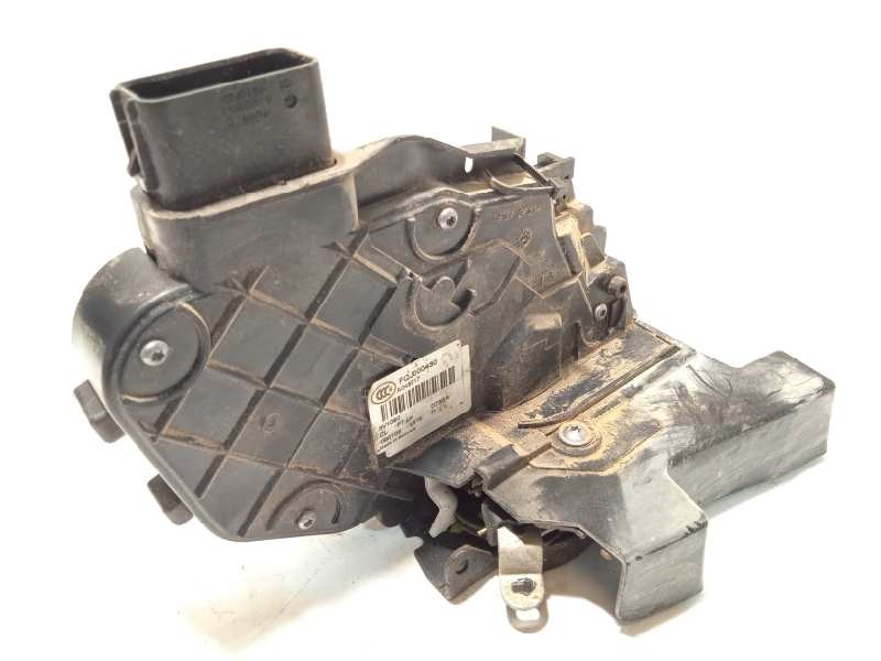 Recambio de cerradura puerta delantera izquierda para land rover discovery v6 td s referencia OEM IAM FQJ000430  