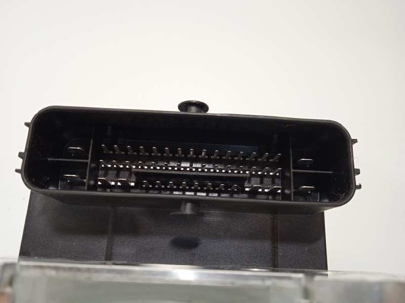 Recambio de abs para volkswagen caddy (2k7) 2.0 tdi referencia OEM IAM 5WA614517BJ 28516457383 10022024044