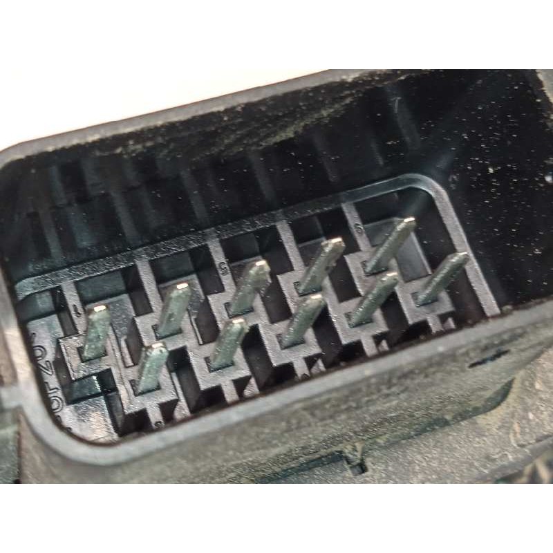 Recambio de cerradura puerta delantera izquierda para land rover discovery v6 td s referencia OEM IAM FQJ000430  