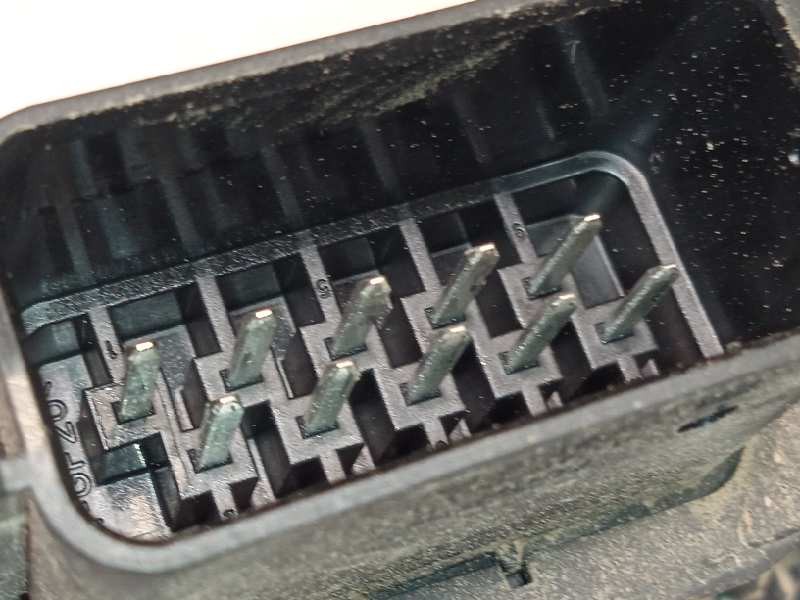 Recambio de cerradura puerta delantera izquierda para land rover discovery v6 td s referencia OEM IAM FQJ000430  