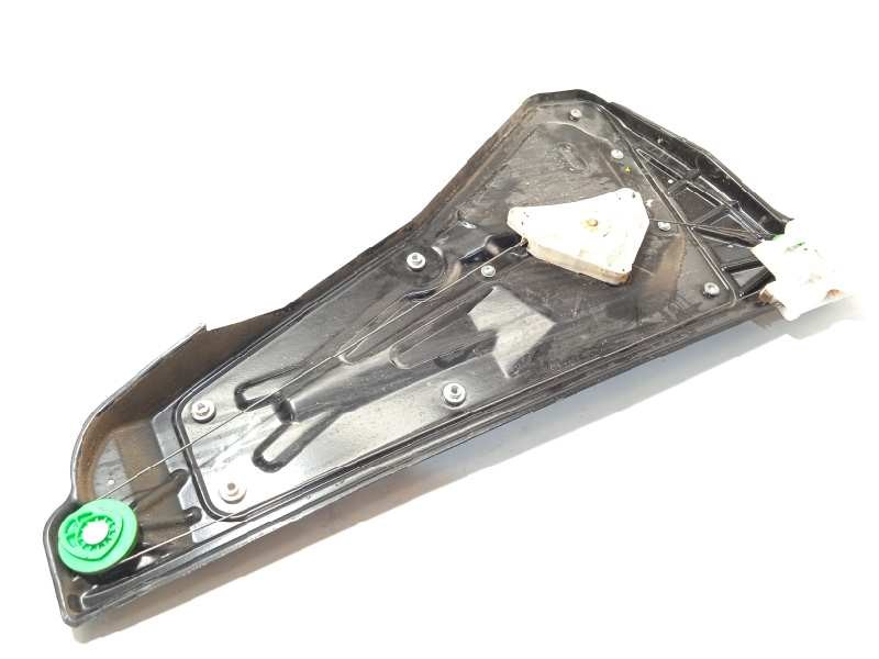 Recambio de elevalunas trasero derecho para land rover discovery v6 td s referencia OEM IAM 4H2227000AB  