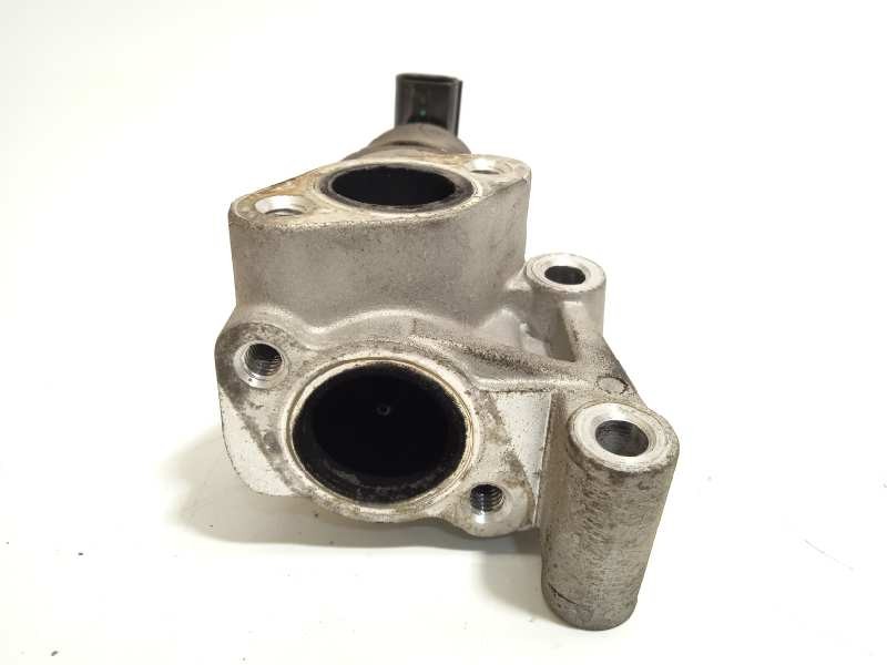 Recambio de valvula egr para kia cee´d concept referencia OEM IAM 284102A300  