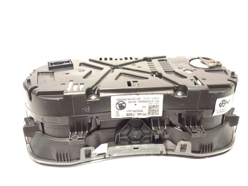 Recambio de cuadro instrumentos para skoda fabia 1.2 tsi referencia OEM IAM 6V0920740B  A2C38358400