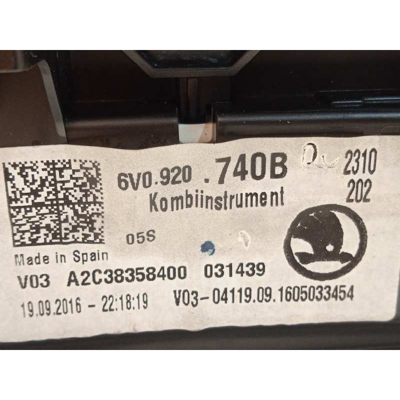 Recambio de cuadro instrumentos para skoda fabia 1.2 tsi referencia OEM IAM 6V0920740B  A2C38358400