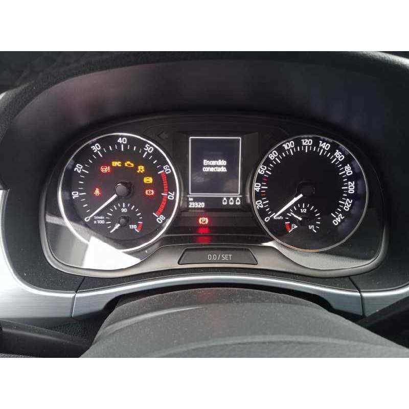 Recambio de cuadro instrumentos para skoda fabia 1.2 tsi referencia OEM IAM 6V0920740B  A2C38358400
