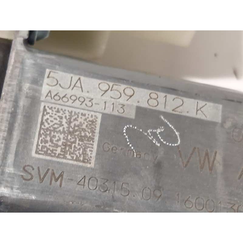 Recambio de elevalunas delantero derecho para skoda fabia 1.2 tsi referencia OEM IAM 5JA959812K  