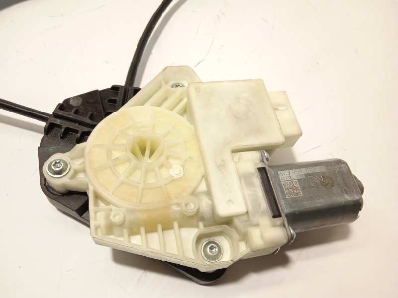 Recambio de elevalunas trasero derecho para skoda fabia 1.2 tsi referencia OEM IAM 6V0959812A  