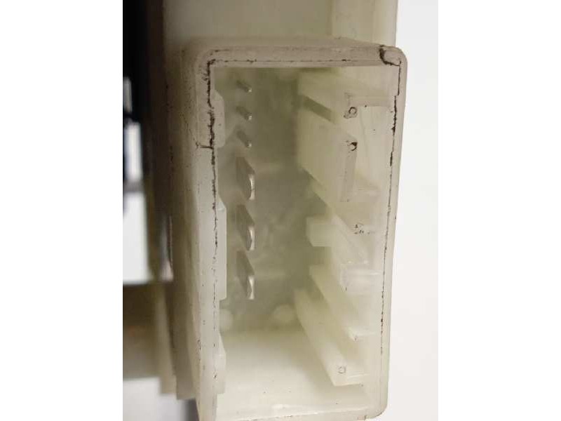 Recambio de elevalunas trasero derecho para skoda fabia 1.2 tsi referencia OEM IAM 6V0959812A  