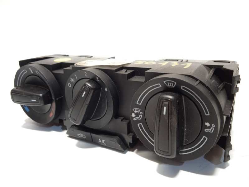 Recambio de mando calefaccion / aire acondicionado para skoda fabia 1.2 tsi referencia OEM IAM 6V0820045B  6V0820045B9B9