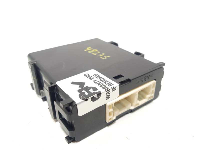 Recambio de modulo electronico para toyota corolla (e21) hybrid active referencia OEM IAM 8594012230  2360000021