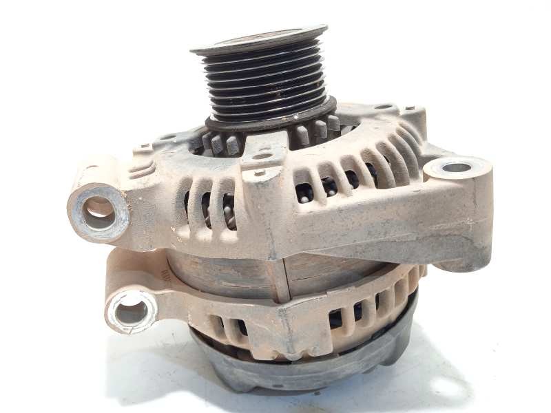Recambio de alternador para land rover discovery v6 td s referencia OEM IAM YLE500400  1042103711