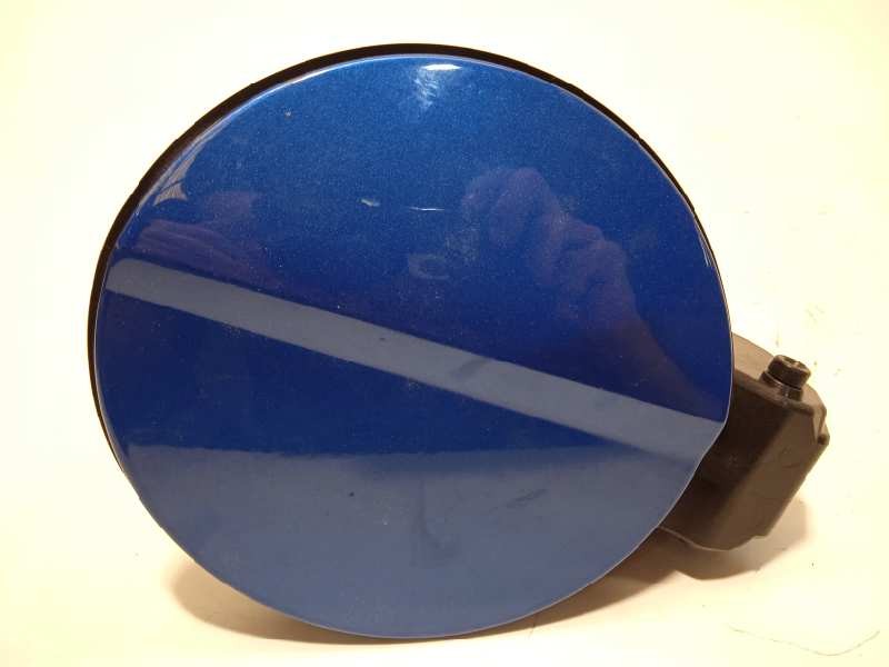 Recambio de tapa exterior combustible para skoda fabia 1.2 tsi referencia OEM IAM 6V6809857  6V6809909