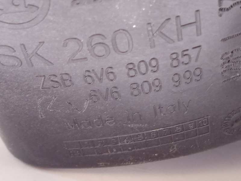 Recambio de tapa exterior combustible para skoda fabia 1.2 tsi referencia OEM IAM 6V6809857  6V6809909