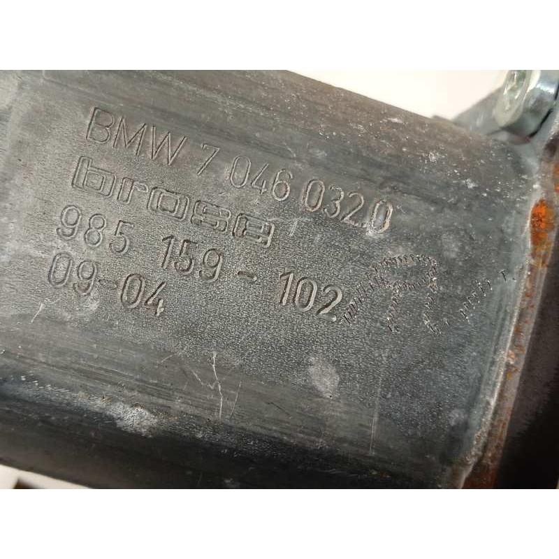 Recambio de elevalunas delantero derecho para bmw serie 7 (f01/f02) 730ld referencia OEM IAM 7046032 0130822515 51337182106