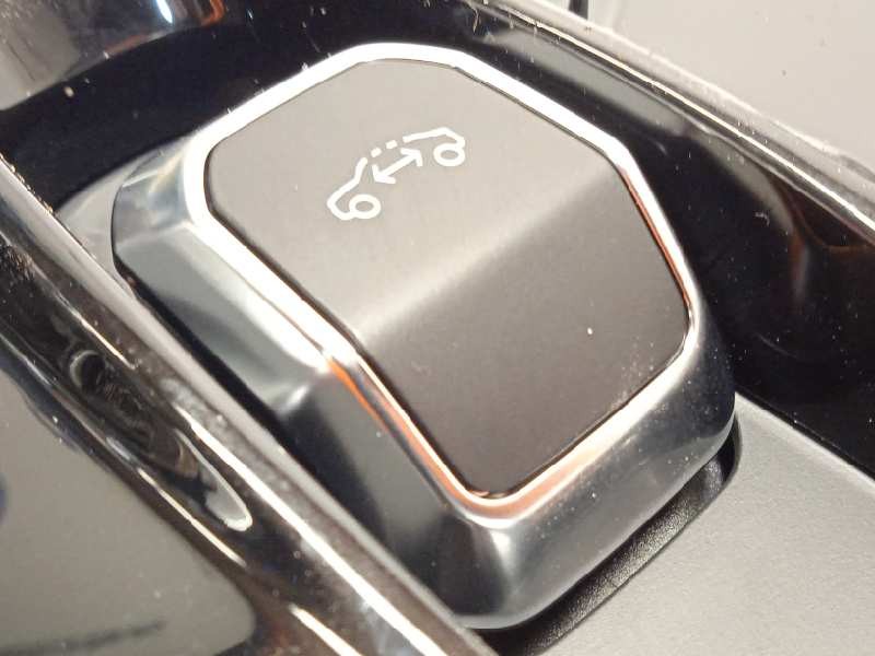 Recambio de luz interior para lynk&co lynk & co 01 1.5 phev referencia OEM IAM 8892200051  