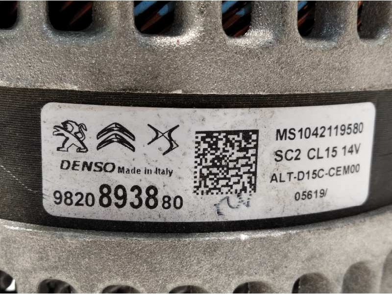 Recambio de alternador para peugeot 3008 gt line referencia OEM IAM 9820893880  MS1042119580