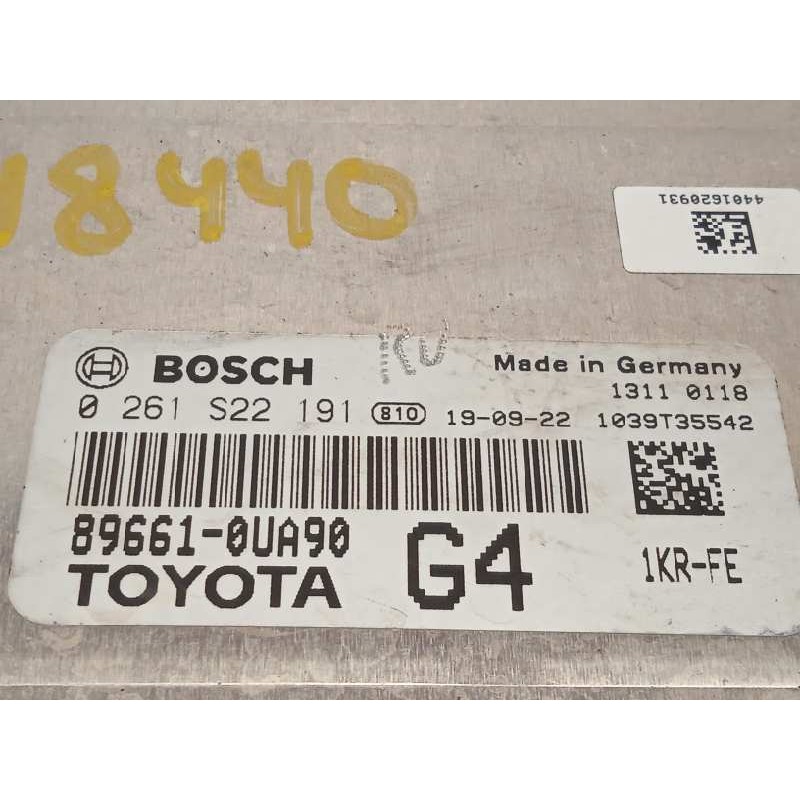 Recambio de centralita motor uce para toyota yaris 1.0 cat referencia OEM IAM 896610UA90  0261S22191