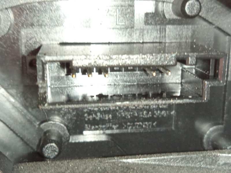 Recambio de cerradura puerta trasera izquierda para bmw serie 5 touring (e61) 520d referencia OEM IAM 7202147  51227202147